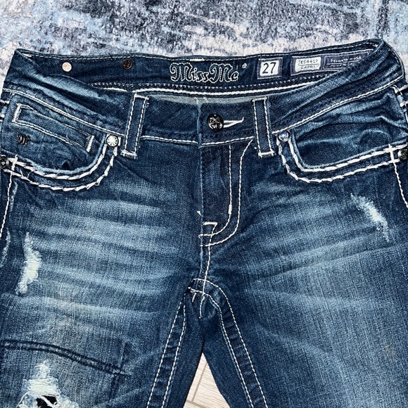 Size 27 Miss Me jeans - Picture 2 of 4